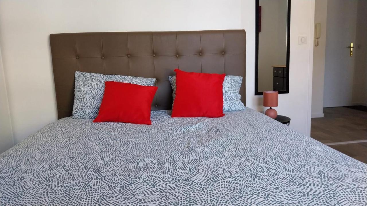 Appartement Cosy - Disneyland & Villages Nature Villeneuve-Saint-Denis Ngoại thất bức ảnh